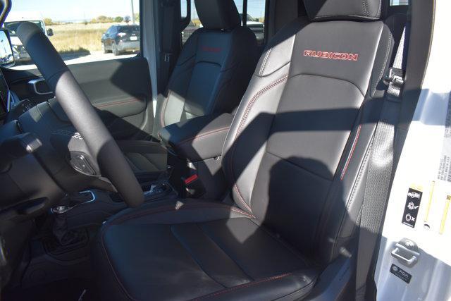 new 2025 Jeep Gladiator car, priced at $49,985