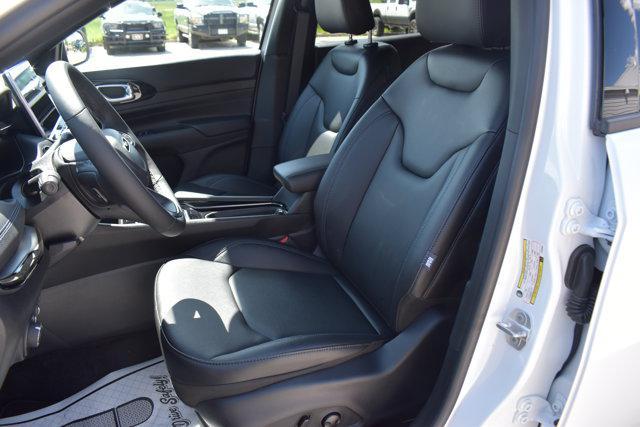 new 2025 Jeep Compass car, priced at $33,982