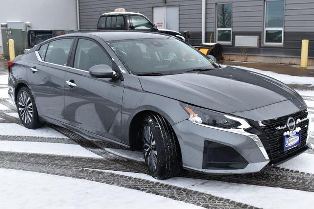 used 2023 Nissan Altima car, priced at $19,987