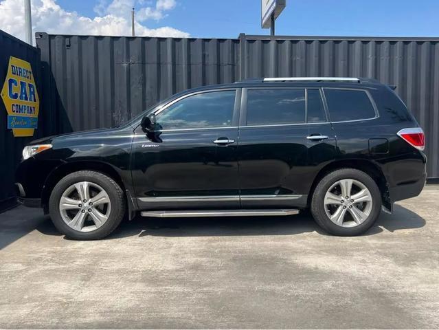 used 2013 Toyota Highlander car, priced at $16,500