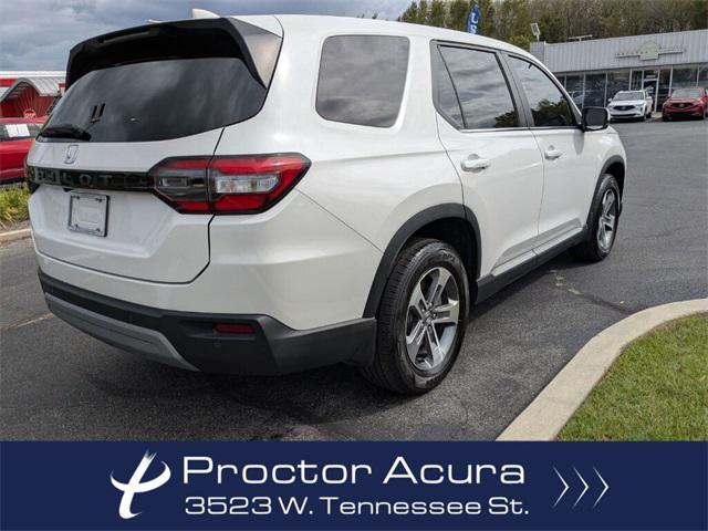 used 2025 Honda Pilot car, priced at $38,895