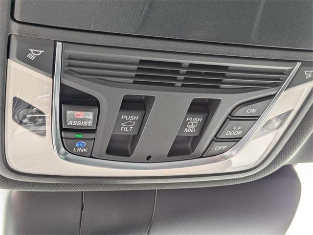 new 2025 Acura RDX car, priced at $46,650