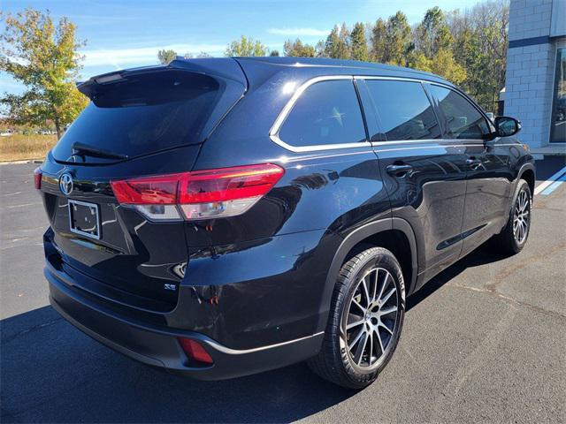 used 2018 Toyota Highlander car, priced at $19,923