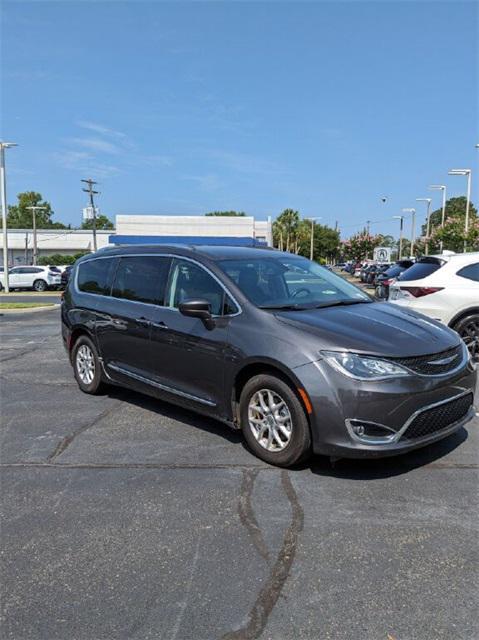 used 2020 Chrysler Pacifica car, priced at $19,538