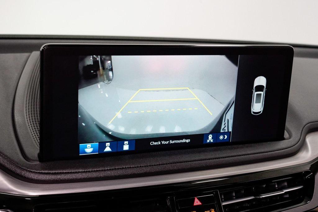 used 2025 Acura MDX car, priced at $47,995