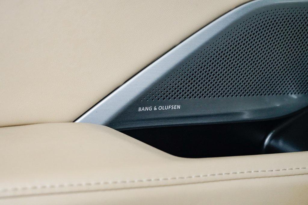 used 2025 Acura MDX car, priced at $47,995