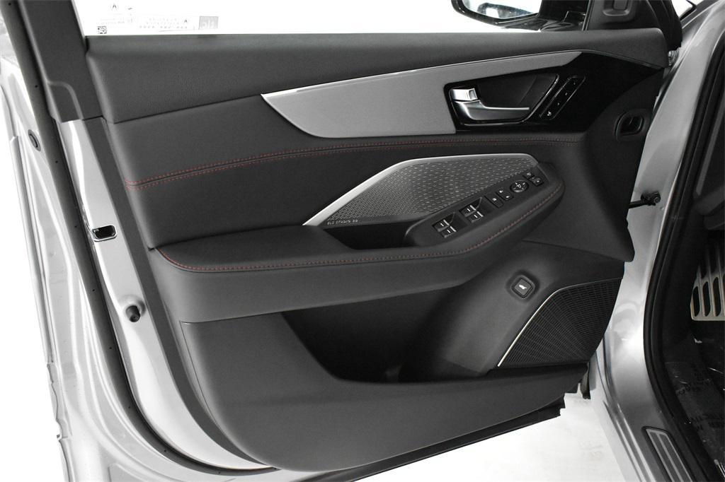 used 2024 Acura MDX car, priced at $50,500