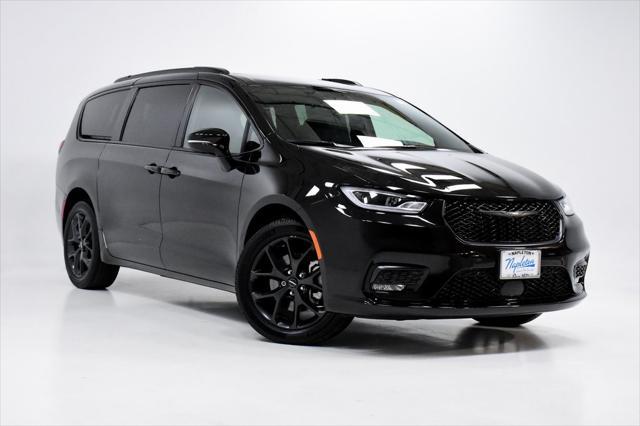 used 2021 Chrysler Pacifica car, priced at $34,395