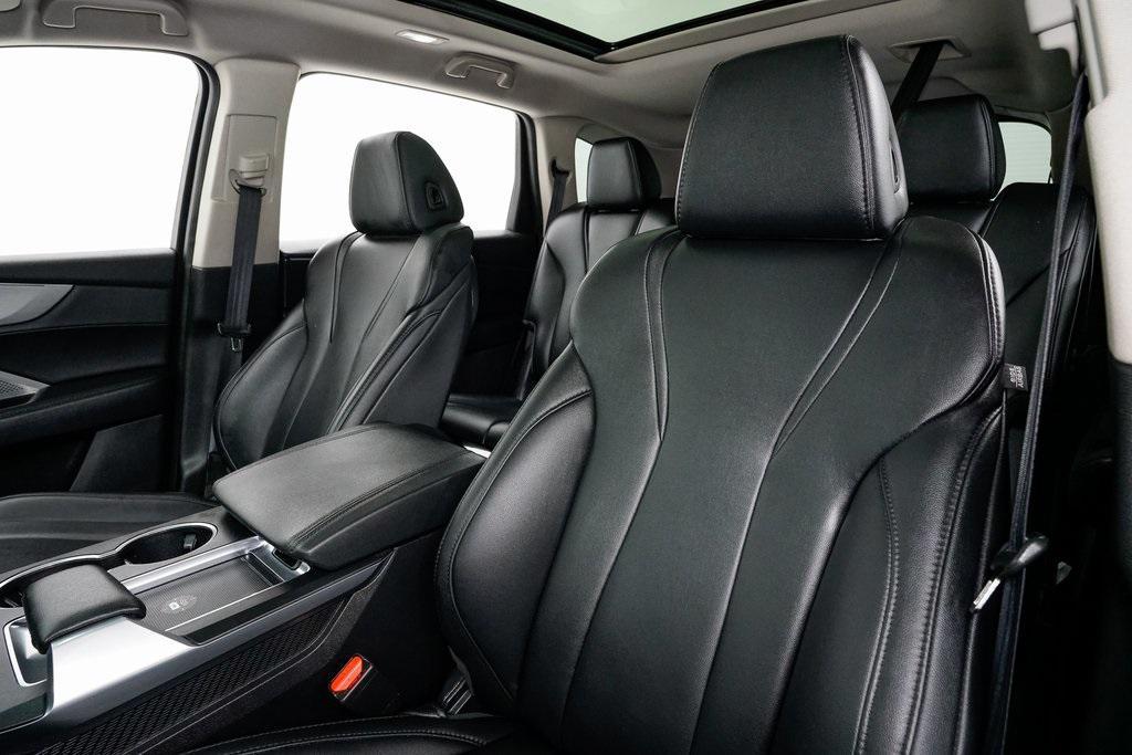 used 2023 Acura MDX car, priced at $37,500