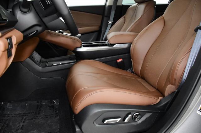 new 2025 Acura RDX car, priced at $45,701