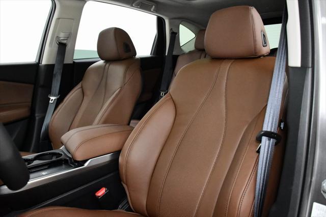 new 2025 Acura RDX car, priced at $45,701