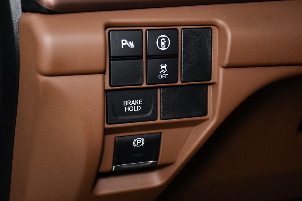 new 2025 Acura RDX car, priced at $46,951