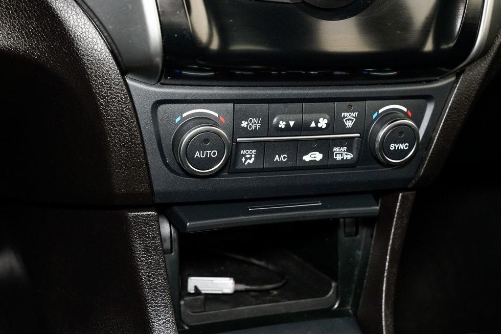 used 2020 Acura ILX car, priced at $19,500