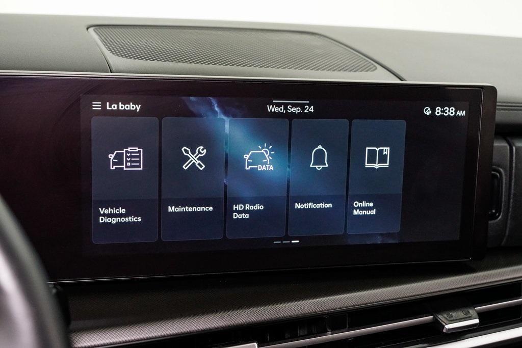 used 2025 Hyundai Santa Fe car, priced at $32,868