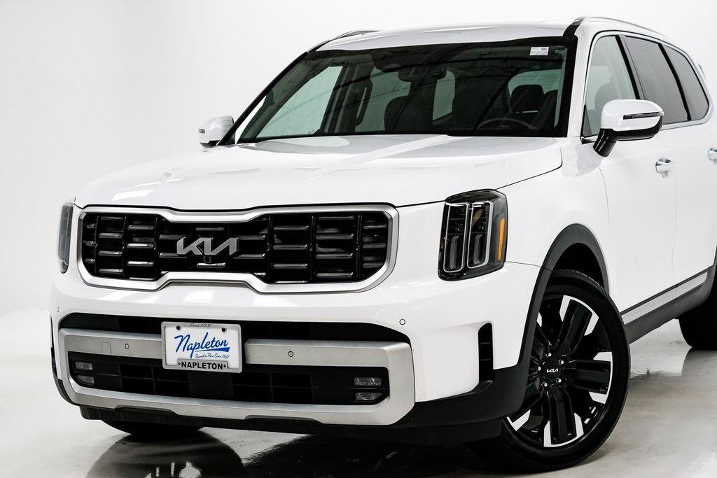 used 2024 Kia Telluride car, priced at $41,300
