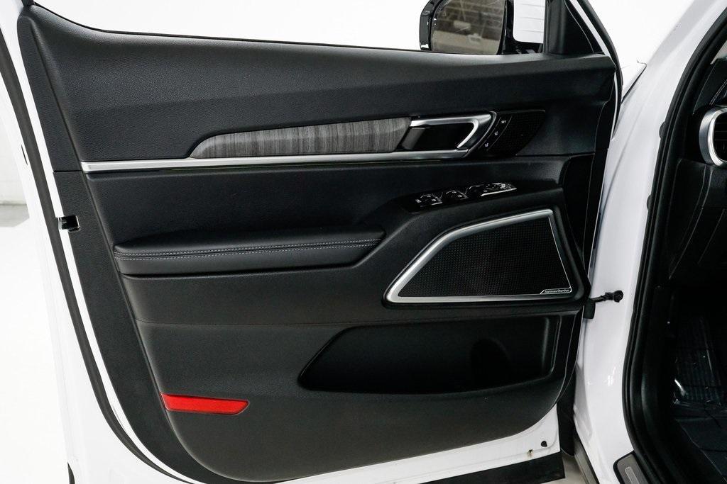 used 2024 Kia Telluride car, priced at $41,300