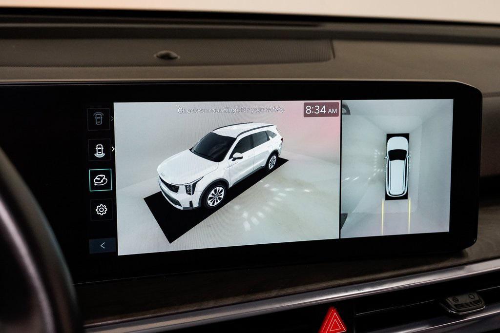 used 2024 Kia Sorento car, priced at $33,987