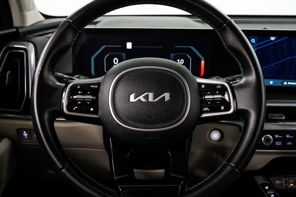 used 2024 Kia Sorento car, priced at $33,987