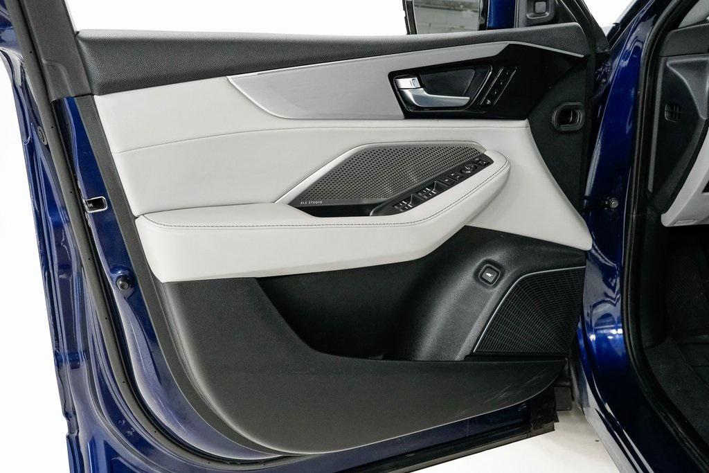 used 2023 Acura MDX car, priced at $40,995