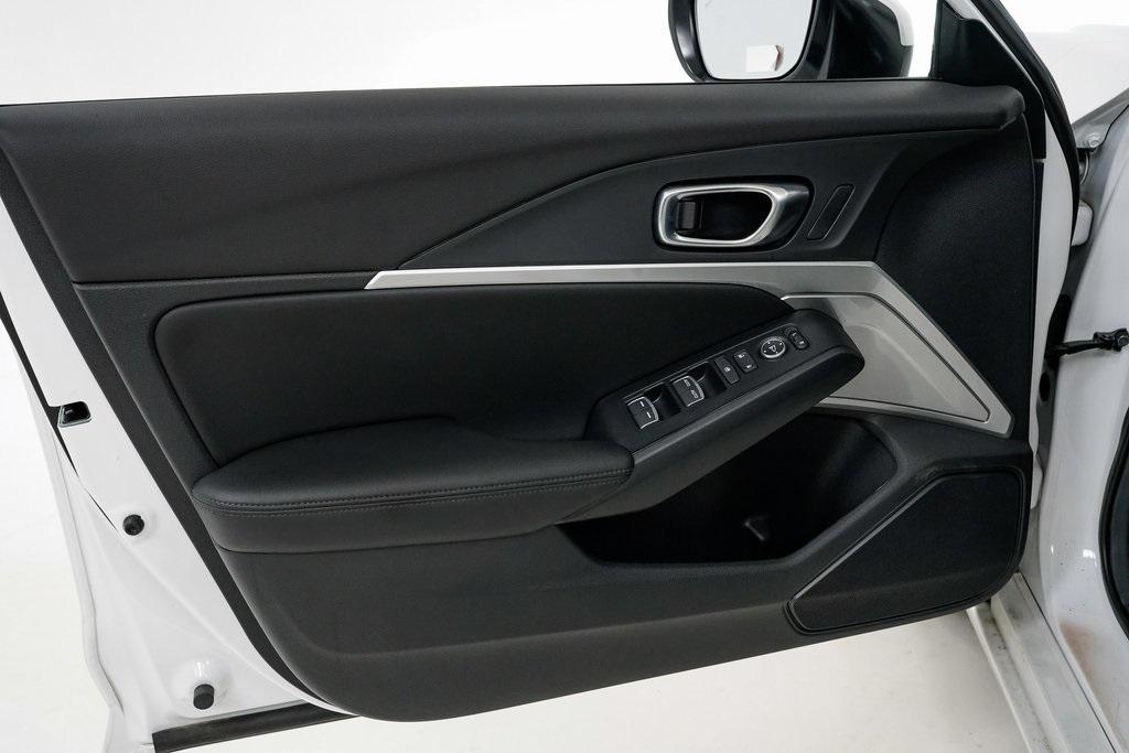 used 2025 Acura Integra car, priced at $27,500