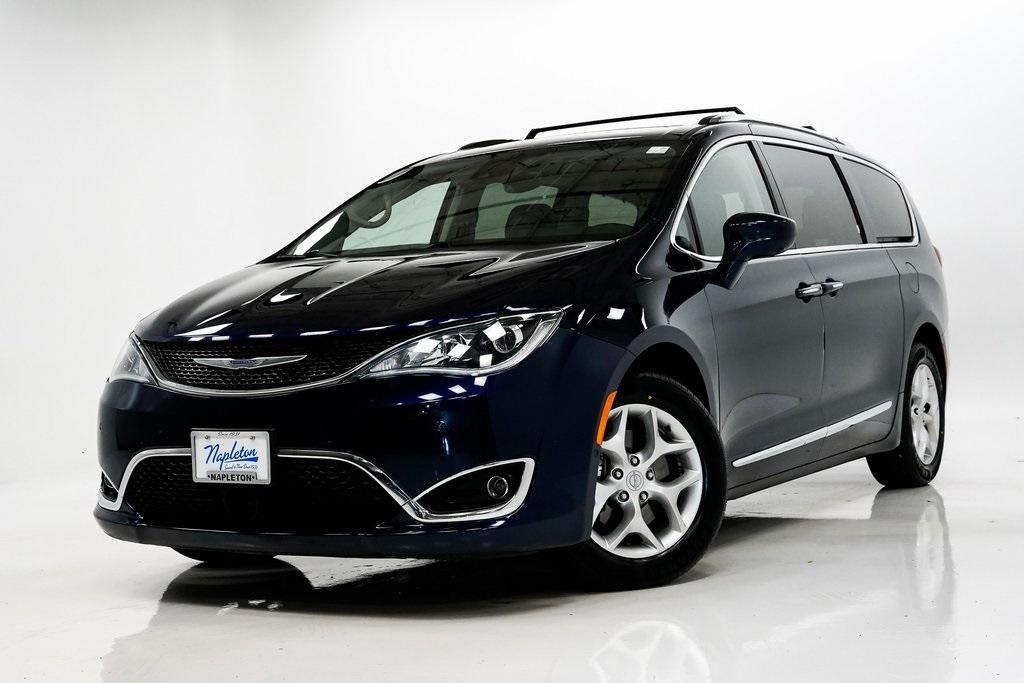used 2019 Chrysler Pacifica car, priced at $17,500