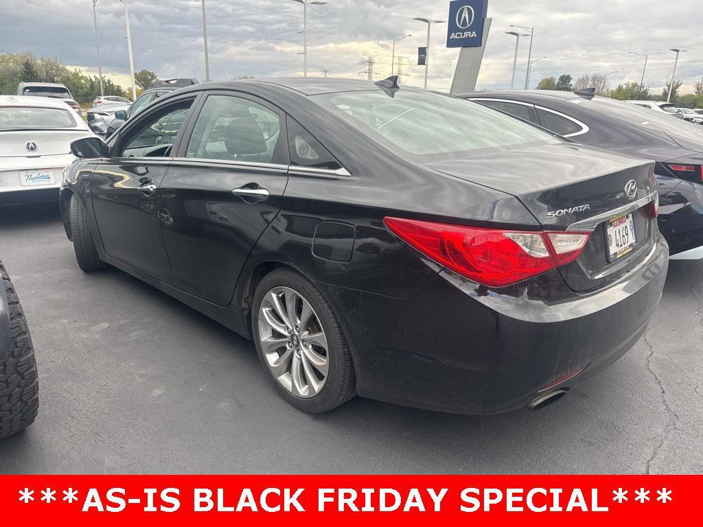 used 2013 Hyundai Sonata car, priced at $2,500