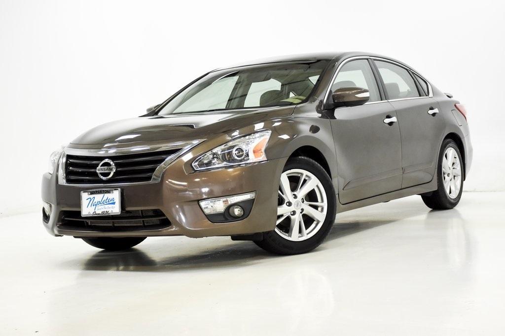 used 2013 Nissan Altima car, priced at $10,995