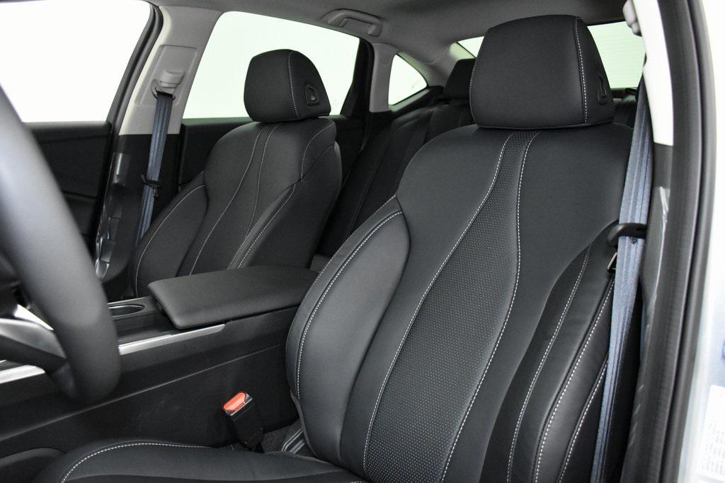 new 2025 Acura TLX car, priced at $45,151