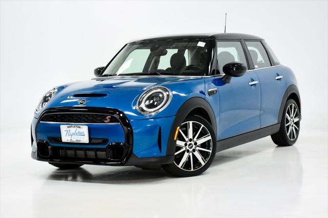 used 2022 MINI Hardtop car, priced at $22,895