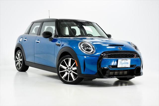 used 2022 MINI Hardtop car, priced at $22,895