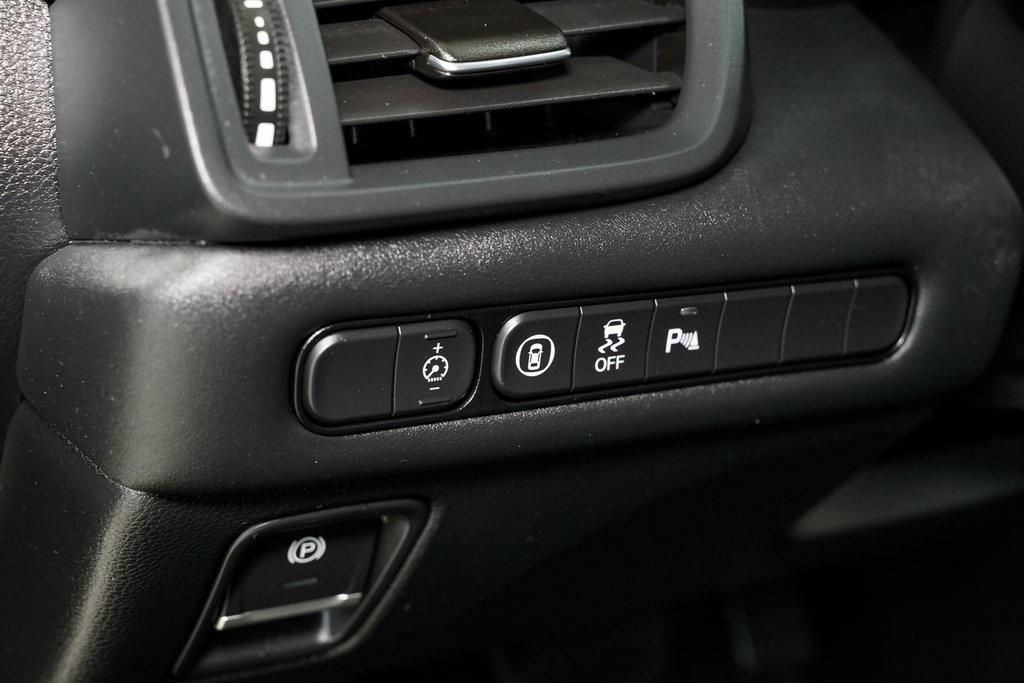 used 2025 Acura TLX car, priced at $38,500