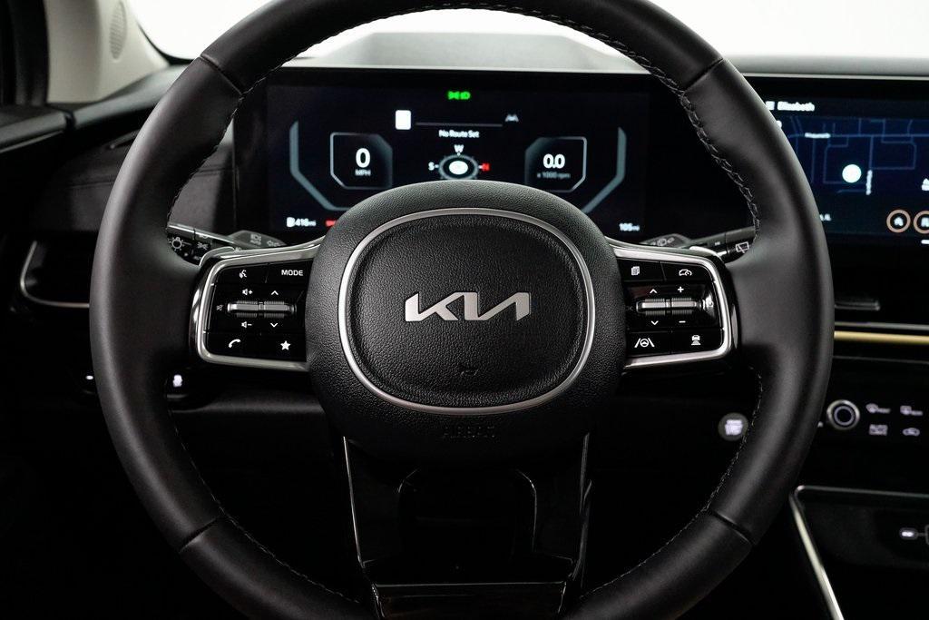 used 2025 Kia Carnival Hybrid car, priced at $46,912