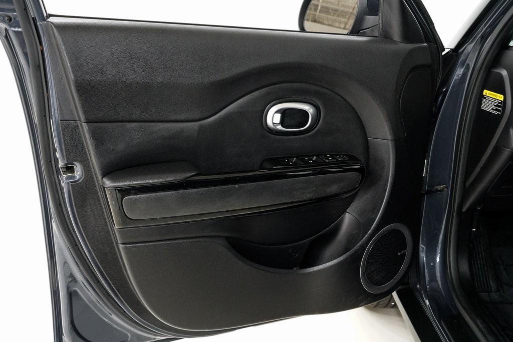 used 2015 Kia Soul car, priced at $7,650