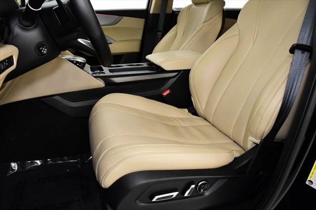 used 2025 Acura MDX car, priced at $51,000