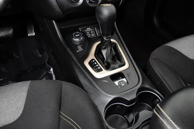 used 2016 Jeep Cherokee car, priced at $10,250