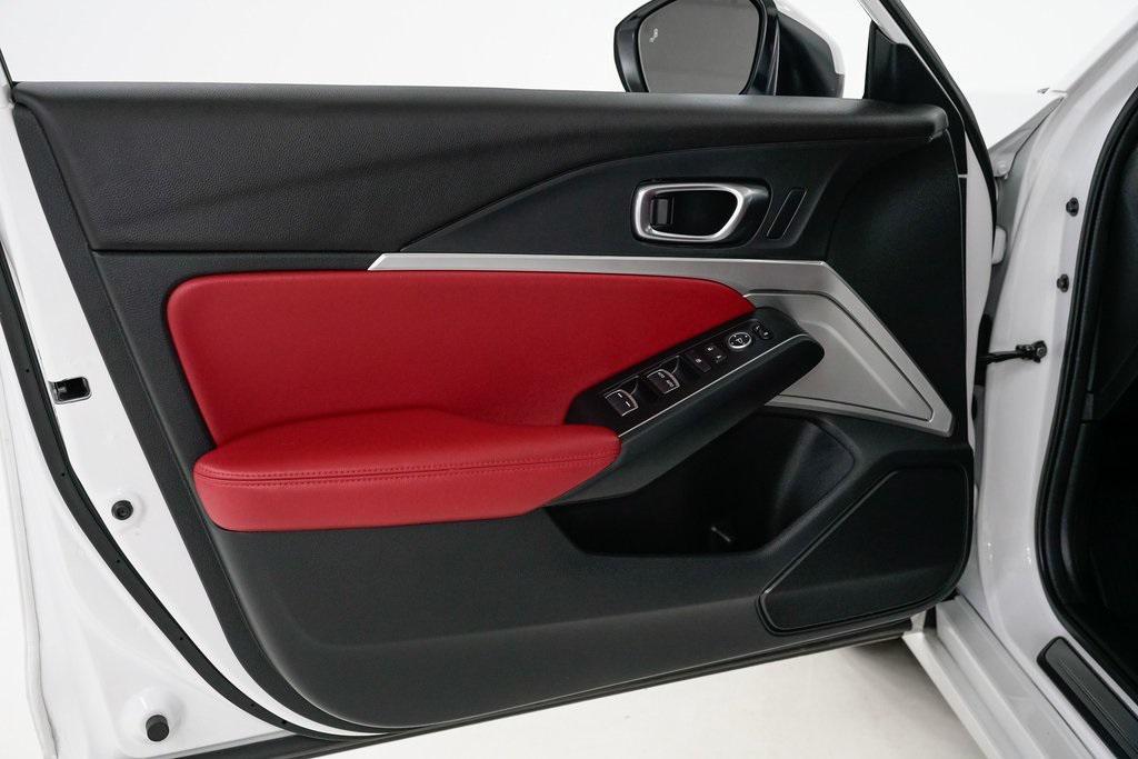 used 2025 Acura Integra car, priced at $27,500