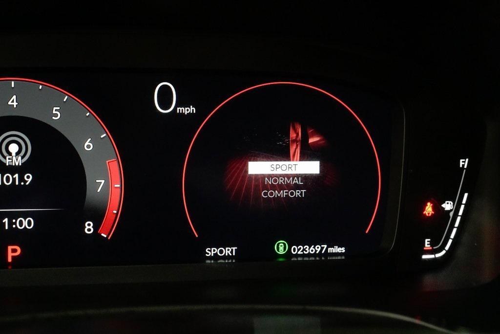 used 2025 Acura Integra car, priced at $27,500