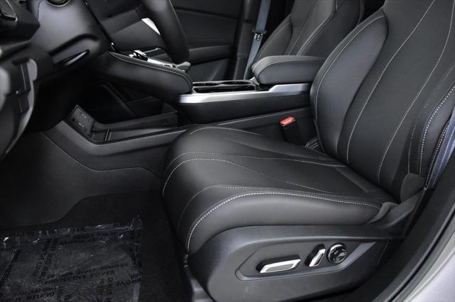 new 2025 Acura RDX car, priced at $45,400
