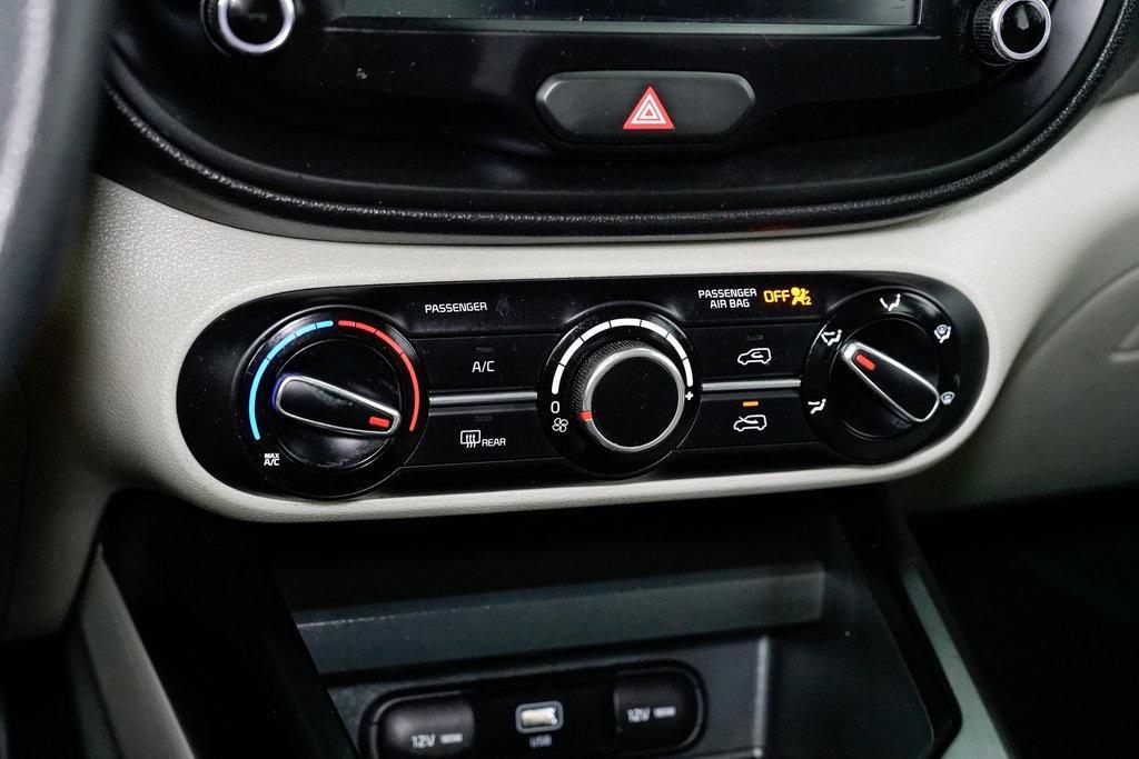 used 2023 Kia Soul car, priced at $15,499