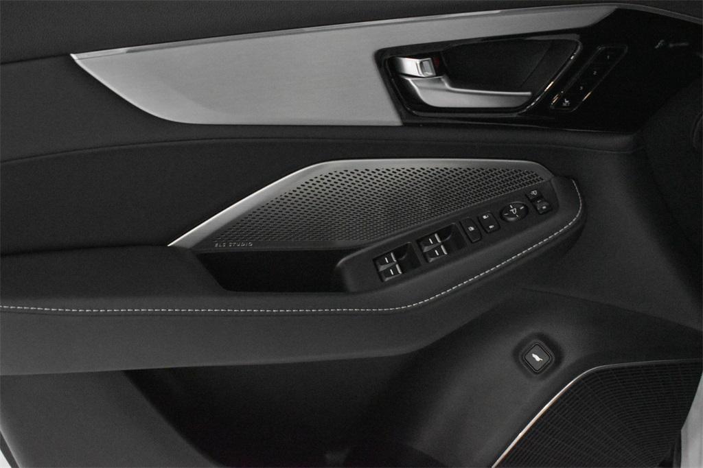 used 2024 Acura MDX car, priced at $46,949