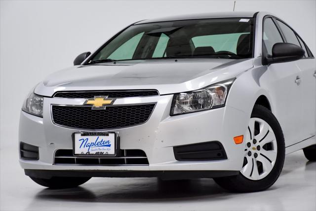 used 2014 Chevrolet Cruze car, priced at $7,990