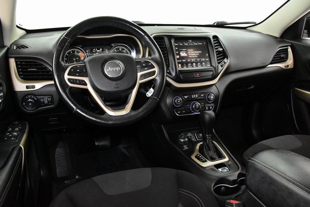 used 2017 Jeep Cherokee car, priced at $11,499