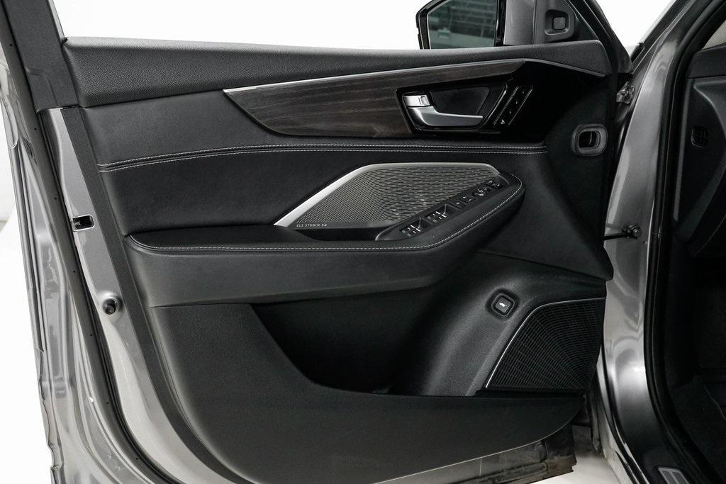 used 2023 Acura MDX car, priced at $47,500