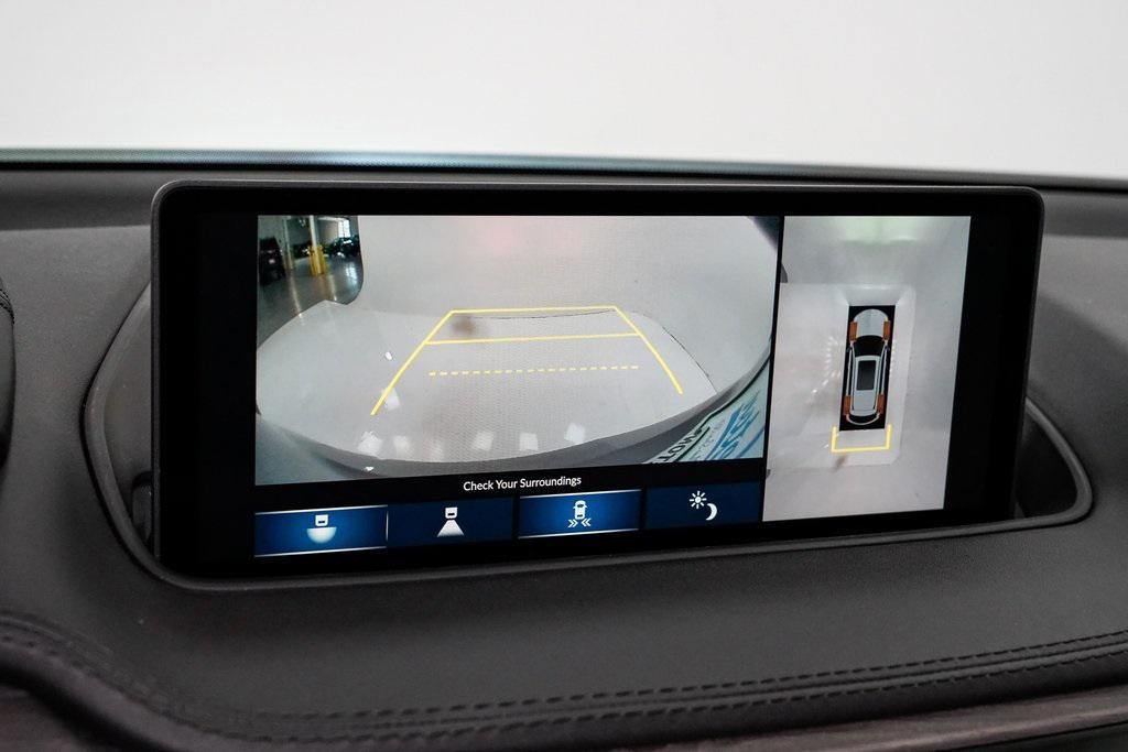 used 2023 Acura MDX car, priced at $47,500