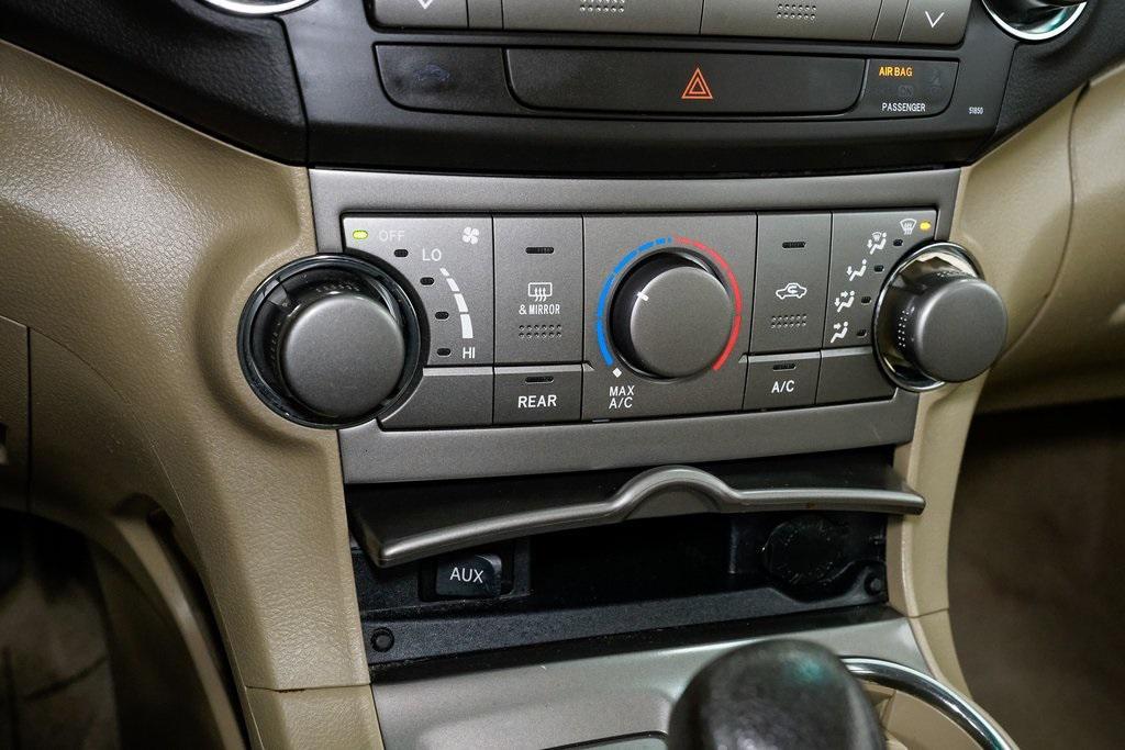used 2010 Toyota Highlander car, priced at $10,997
