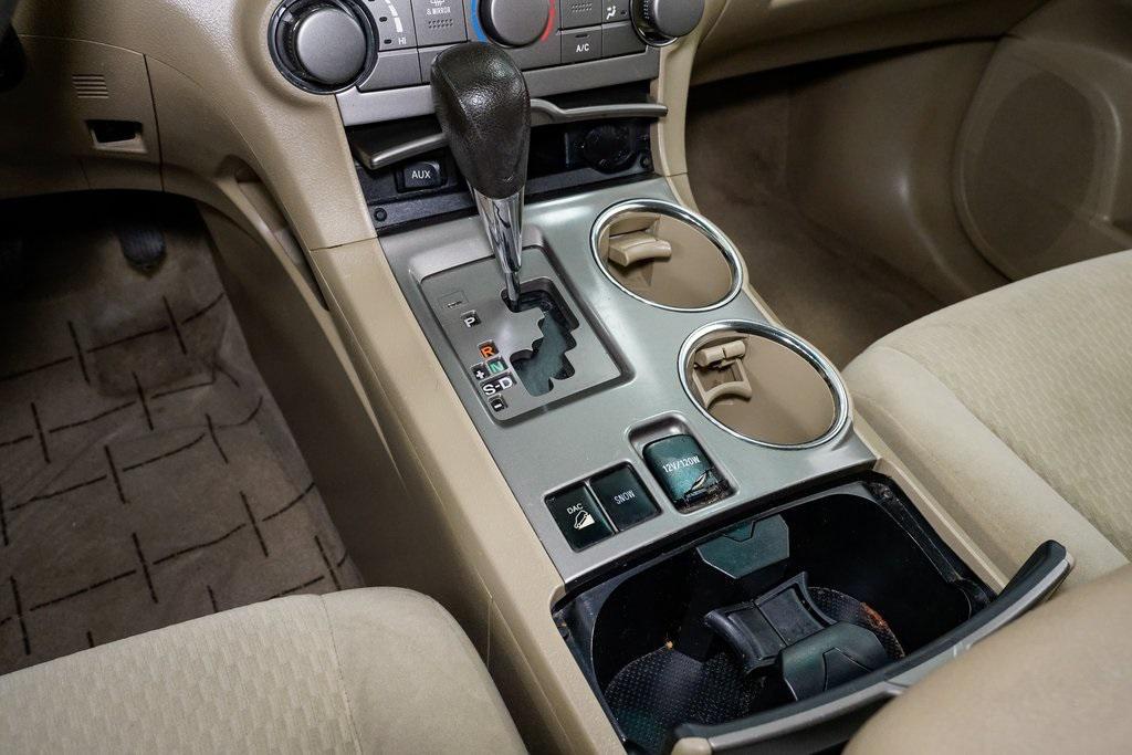 used 2010 Toyota Highlander car, priced at $10,997