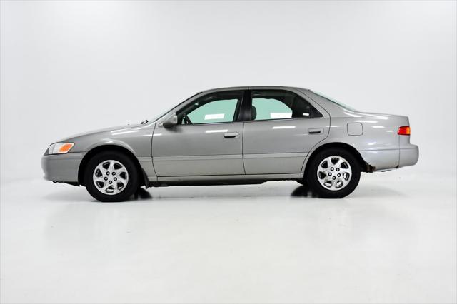 used 2001 Toyota Camry car, priced at $4,695