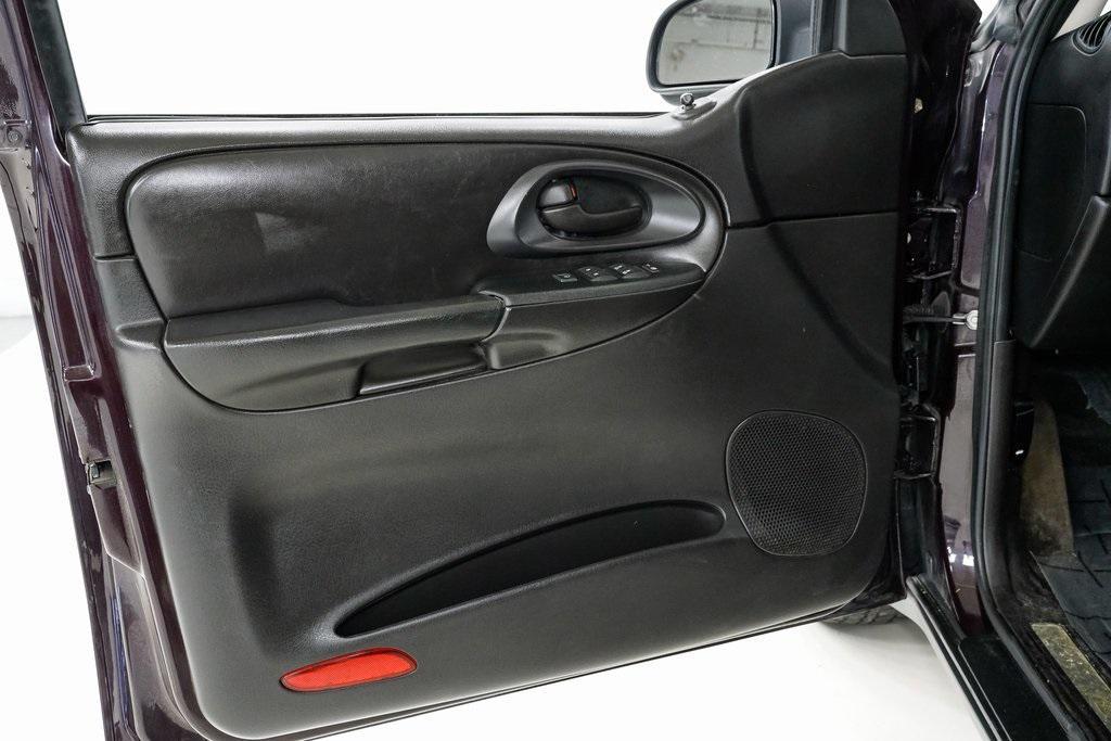 used 2008 Chevrolet TrailBlazer car, priced at $2,000