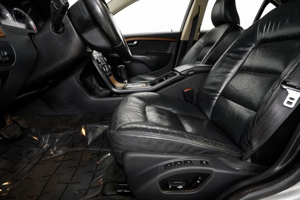 used 2008 Volvo S80 car, priced at $2,500