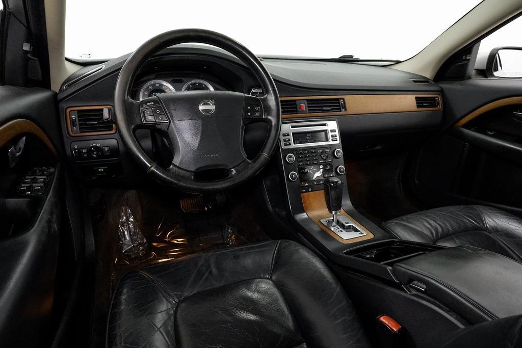 used 2008 Volvo S80 car, priced at $2,500
